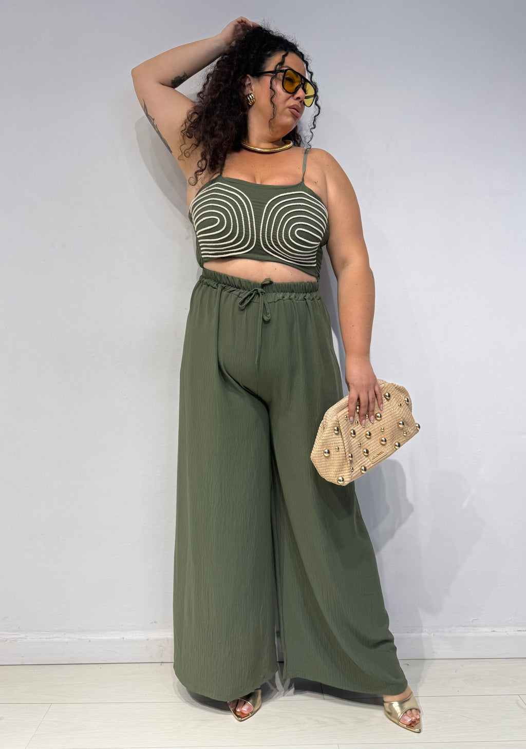 Borsa Raffia e Borchie