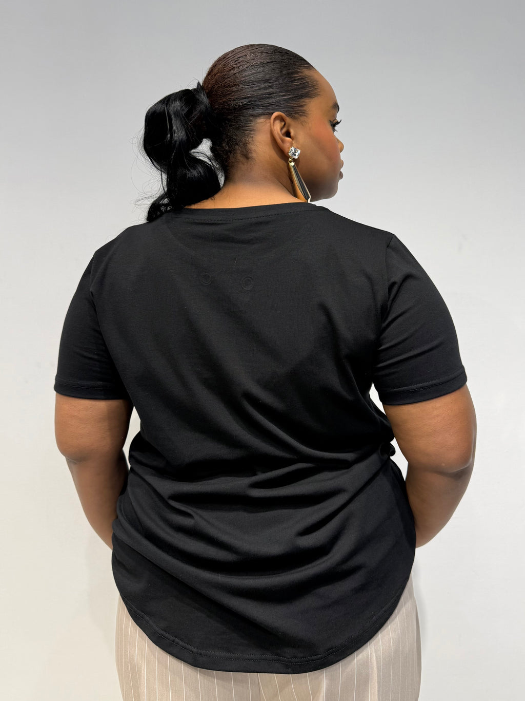 T-Shirt College Nera