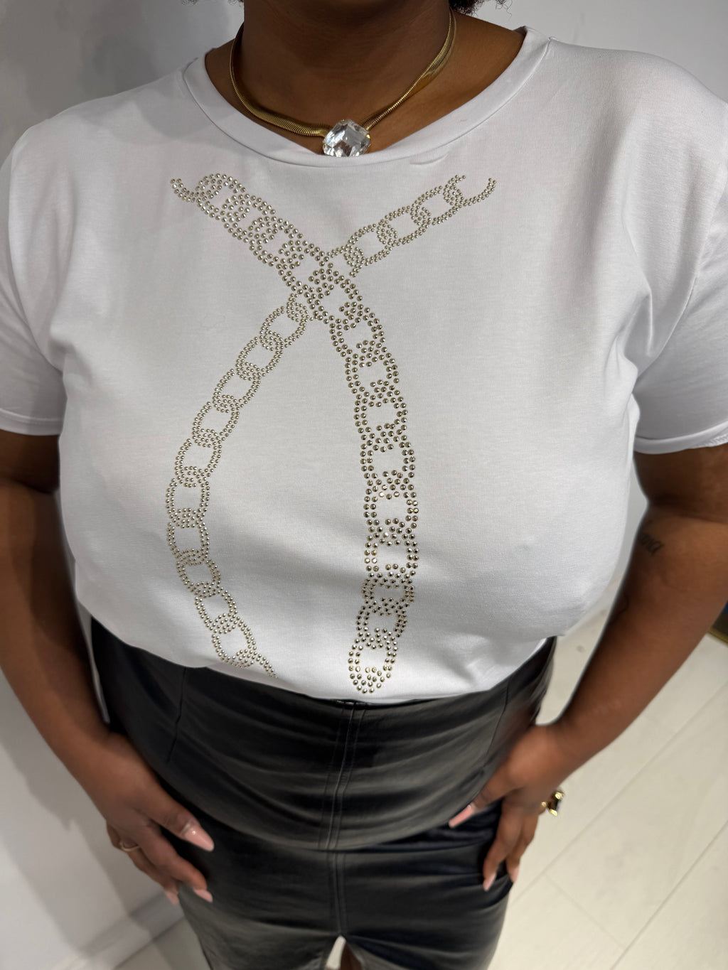 T-shirt Chain