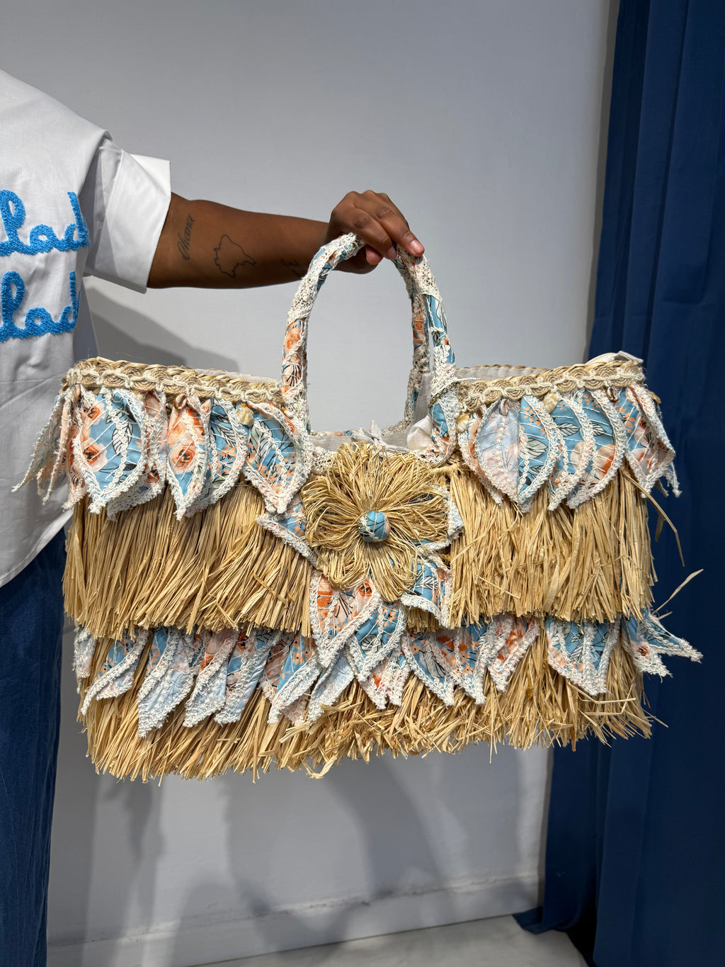 Borsa Petali Celeste