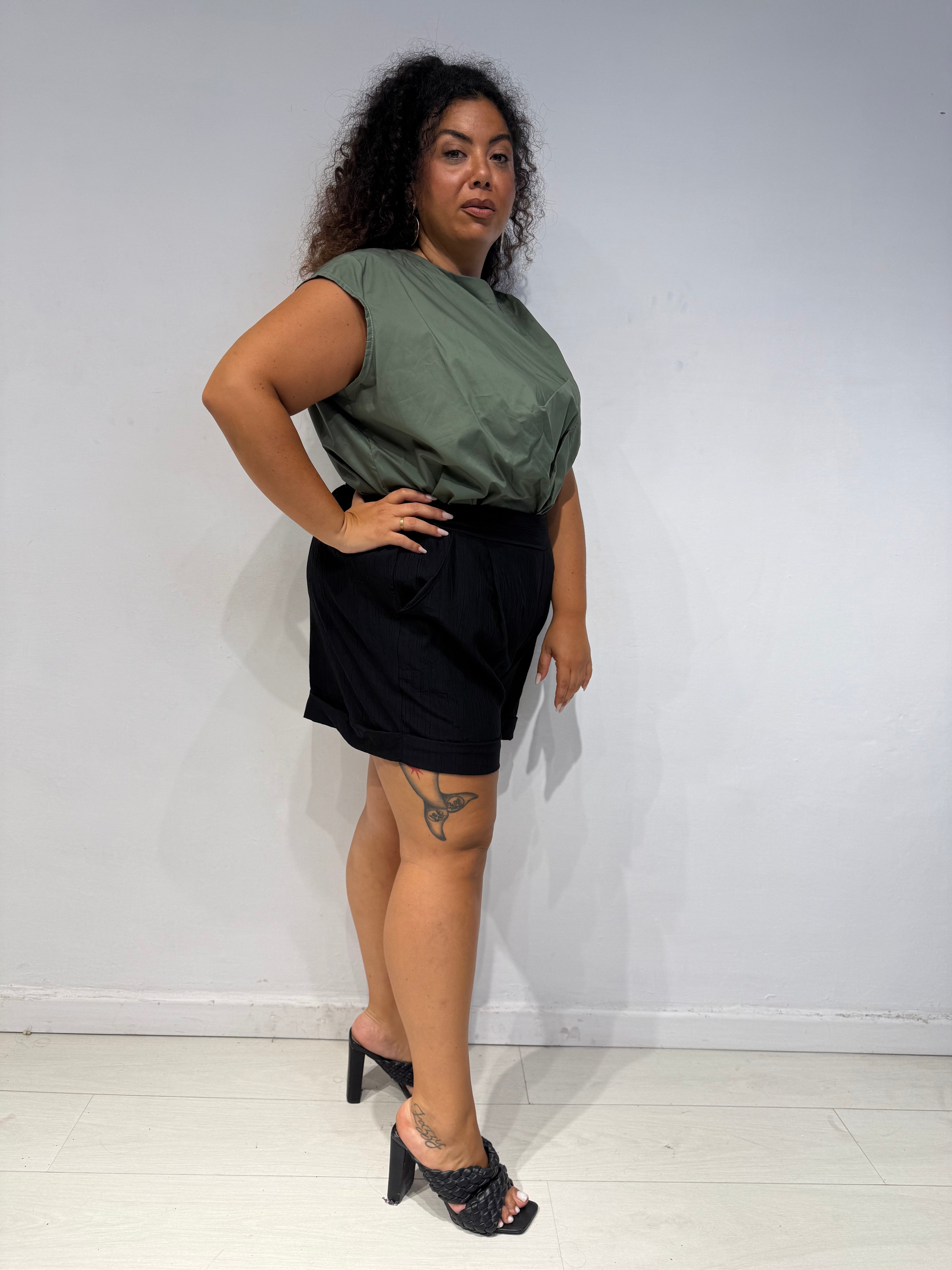 Shorts Paola Nero