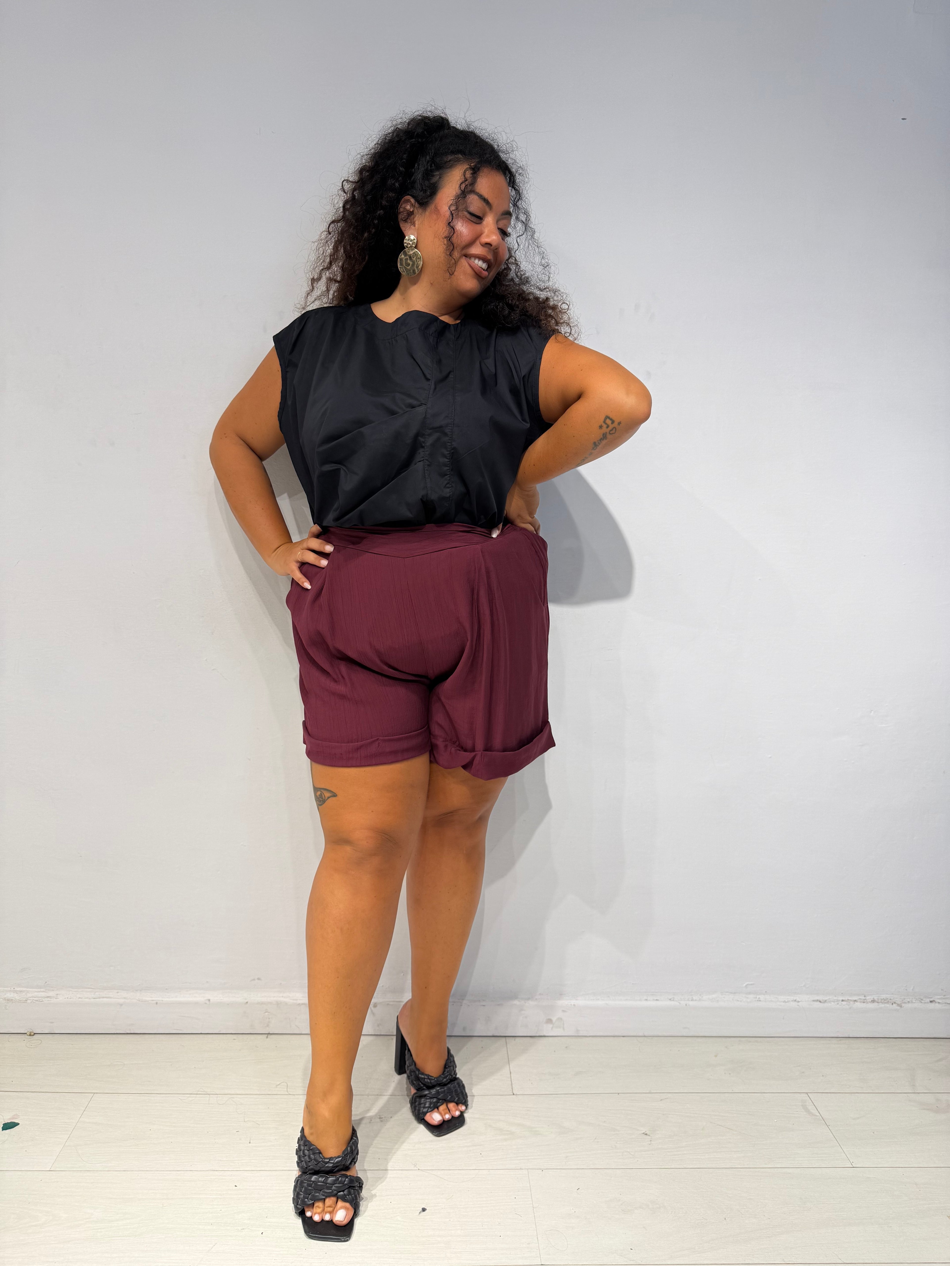 Shorts Paola Bordeaux