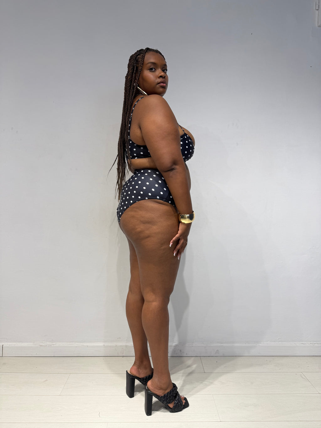 Bikini Pois