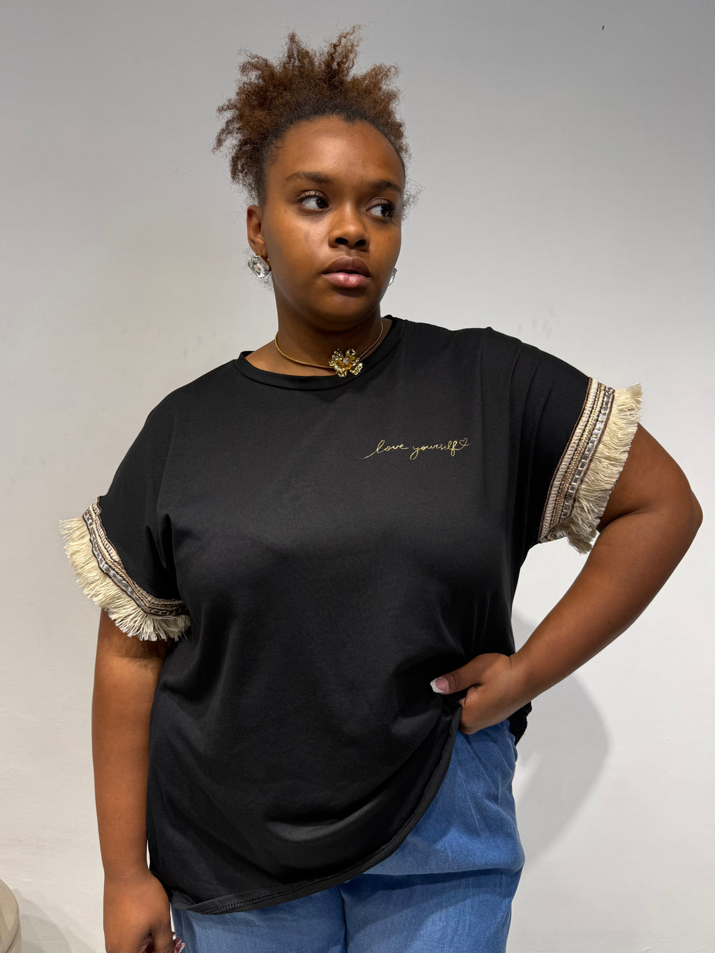T-Shirt India Nera